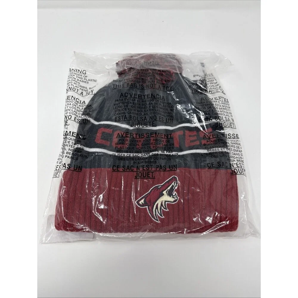 Arizona Coyotes Fanatics Pro Cuffed Knit Hat Black with Pom Locker Room NWT